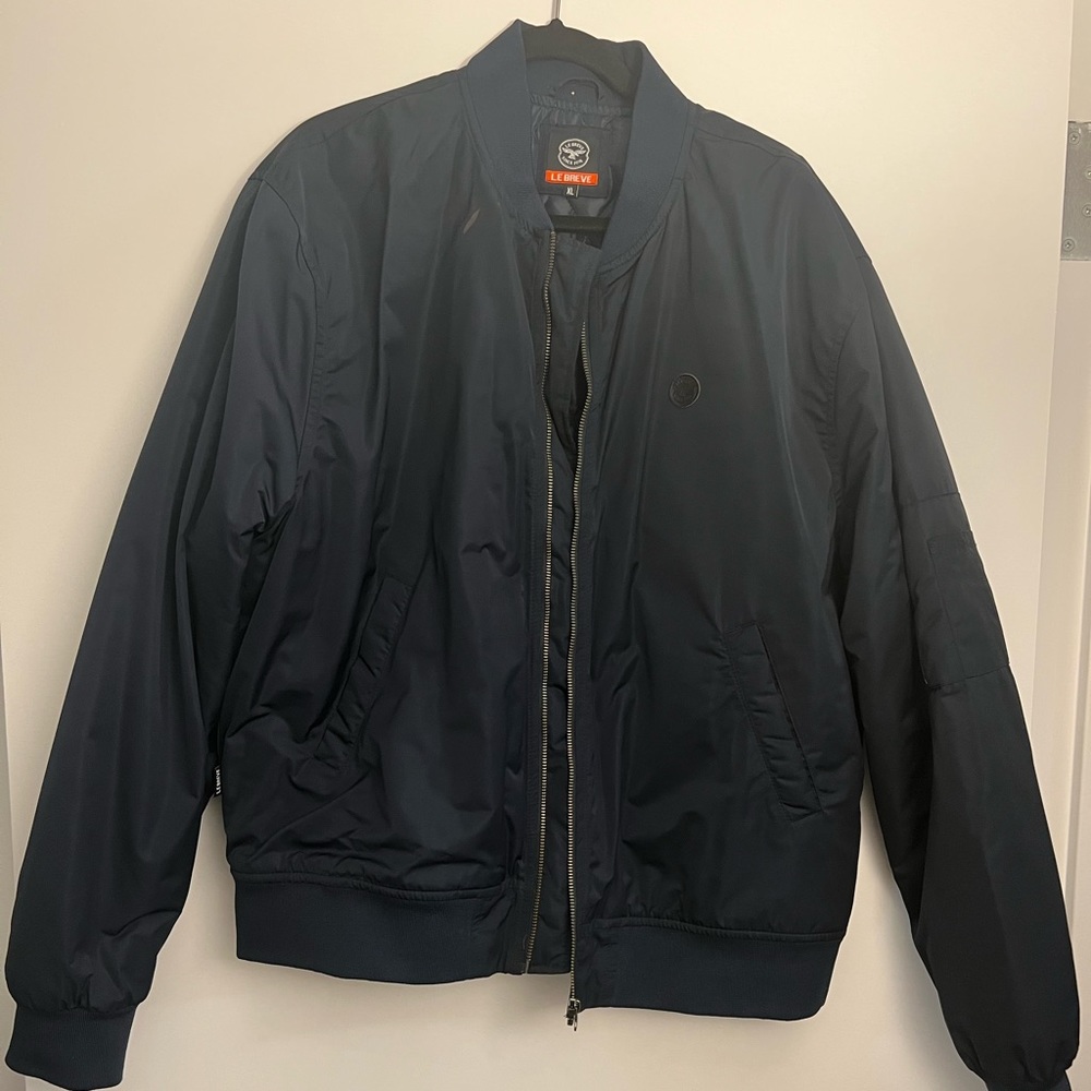 Bomber jacket